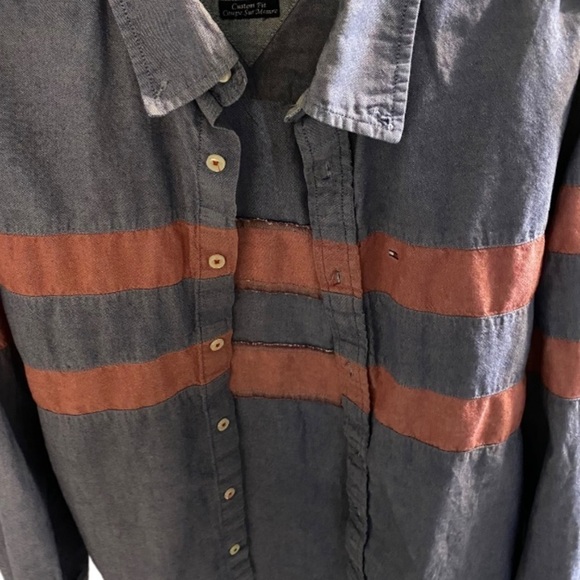 TOMMY Hilfiger Long Sleeve Color Block Striped Button Down Casual Dress Shirt - Picture 2 of 6
